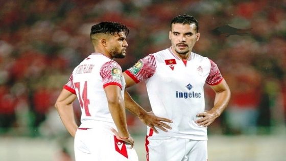 الوداد يتعادل مع حسنية أكادير ويرتقي إلى الصف الثالث