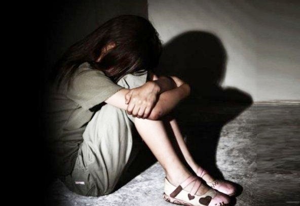 تحرش طفلة تلميذة اغتصاب