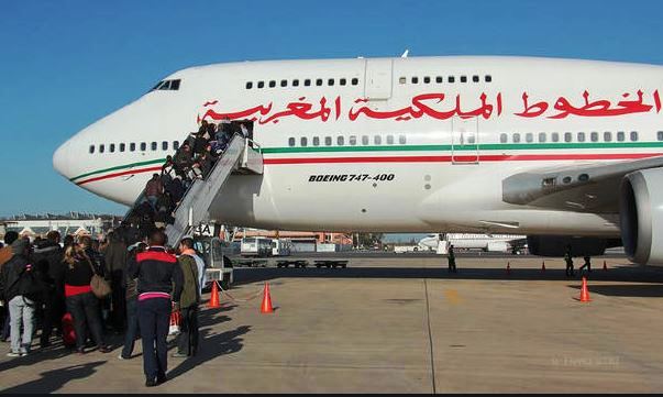 طائرة مطار الخطوط الملكية المغربية
