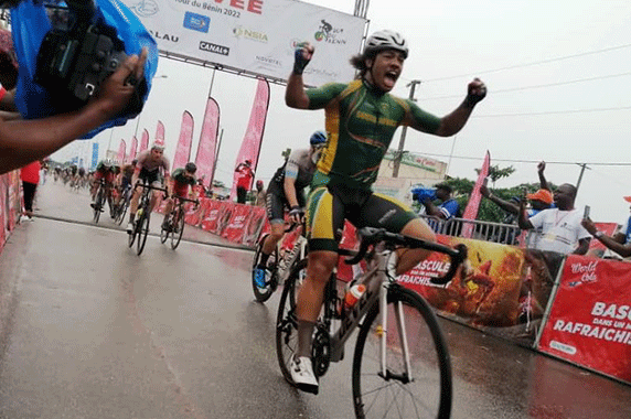 عادل العرباوي