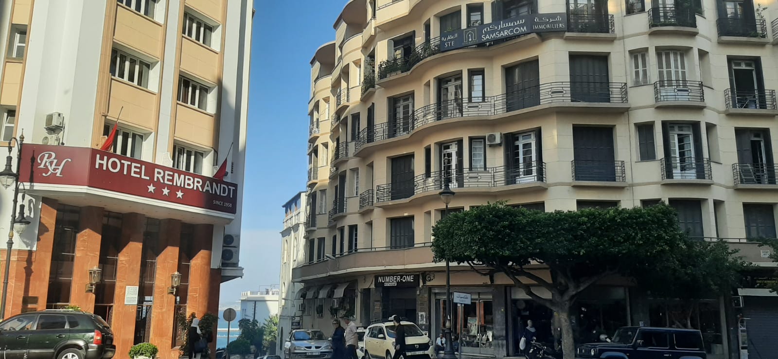 طنجة : الوقوف الخاطئ والمرور من اتجاه ممنوع يعرقل السير ويتسبب بالازدحام