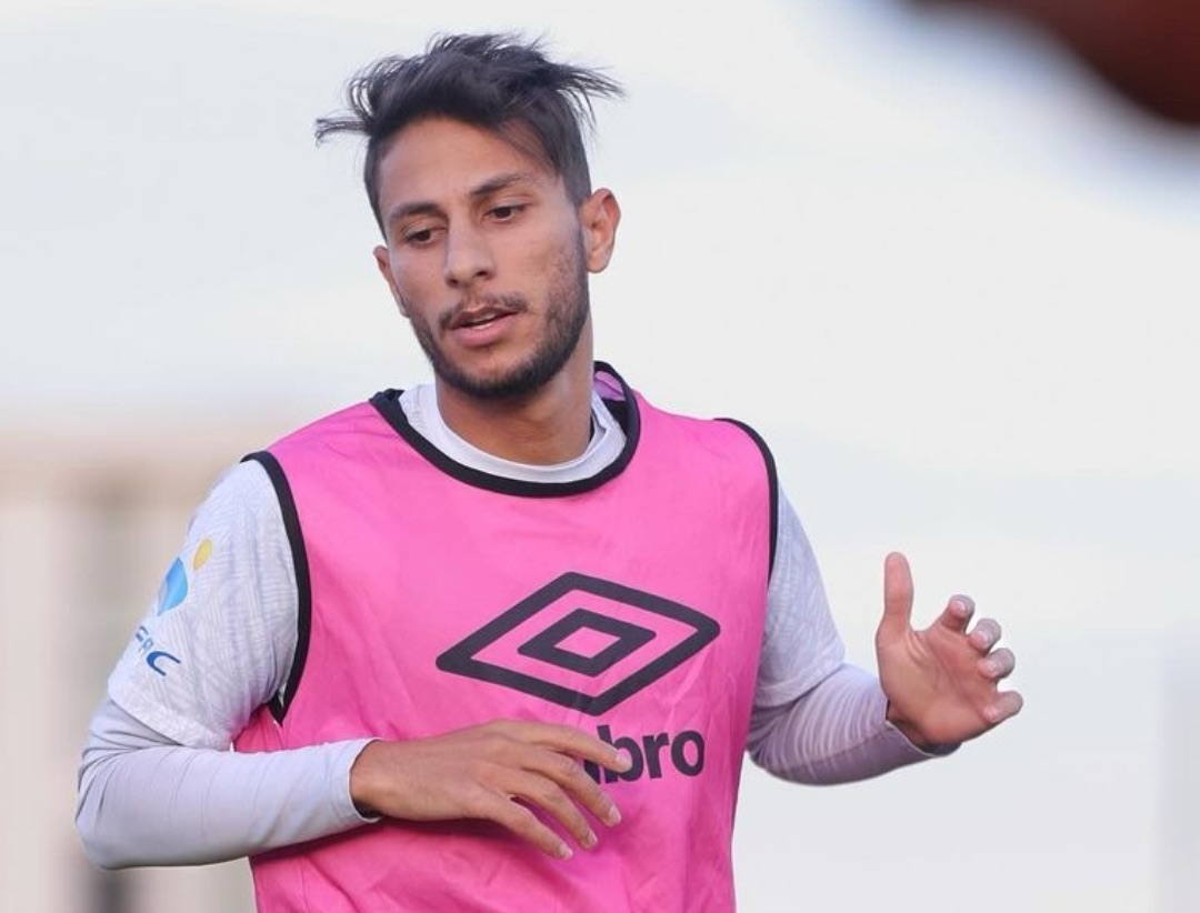 يوسري بوزوك يثير أزمة جديدة داخل الرجاء