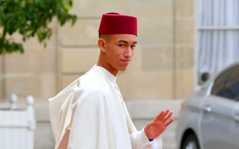 ولي العهد الأمير مولاي الحسن والأمازيغية: سيطايل تكشف السر من باريس