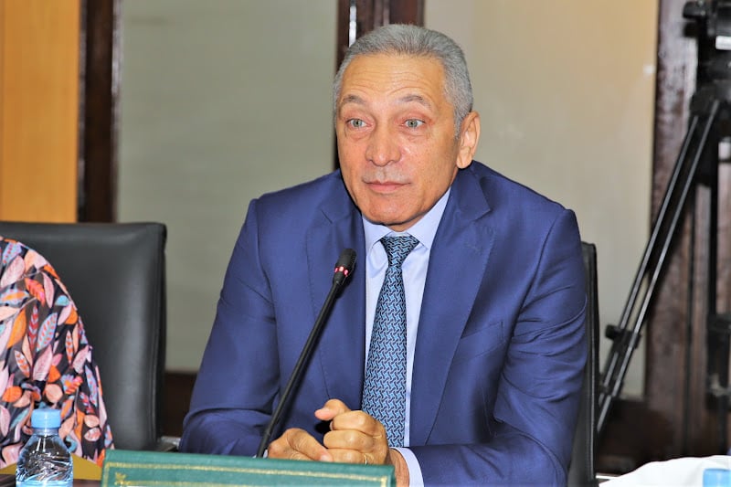 بعد عقوبة أحيزون، مولاي الحفيظ العلمي يعلن الانسحاب من موريتانيا