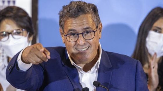 أخنوش… التصريح المُكرر والفشل المتكرر: حكومة عاجزة في سباق الأوراش الملكية… تختبئ وراء الملك