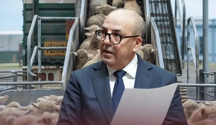 محنة أخنوش مع حزب الاستقلال: الإحصاء يعيد ملف الفراقشية للواجهة