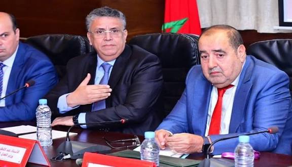 لشكر يهاجم وهبي ويدعو لتطهير الانتخابات… وشبح صفقات الدراسات يطارده